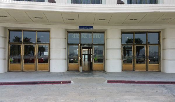 museum entrance